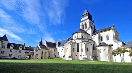 FONTEVRAUD APÁTSÁGA